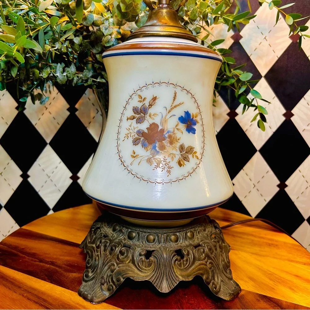 Vintage Quoizel Hurricane Lamp‎ “Abigail Adams”– Revived Edison-Style
